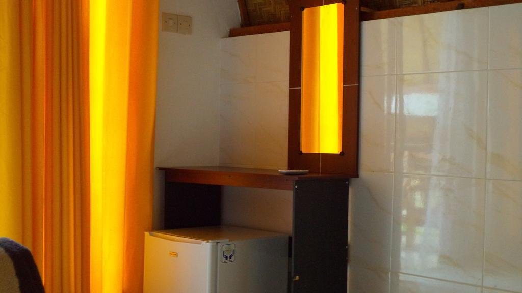G Two Cottages Gili Air Exterior photo